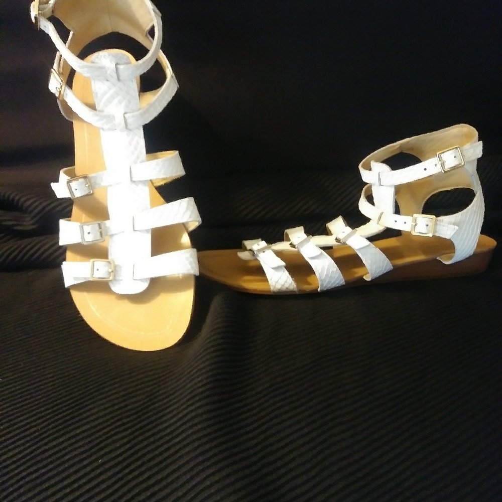 White open toe sandals by Antonio Melani